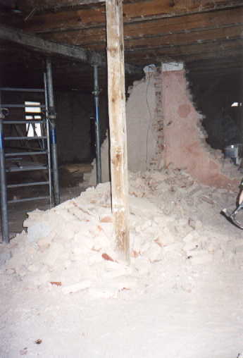 die letzte Wand im 1.OG